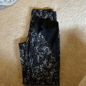 Lululemon cropped leggings